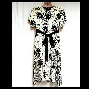 Trixxi Dresses - Trixxi Black Cream Floral Stripes Dress Size 18 Trixxi Dresses - Trixxi Black Cream Floral Stripes Dress Size 18